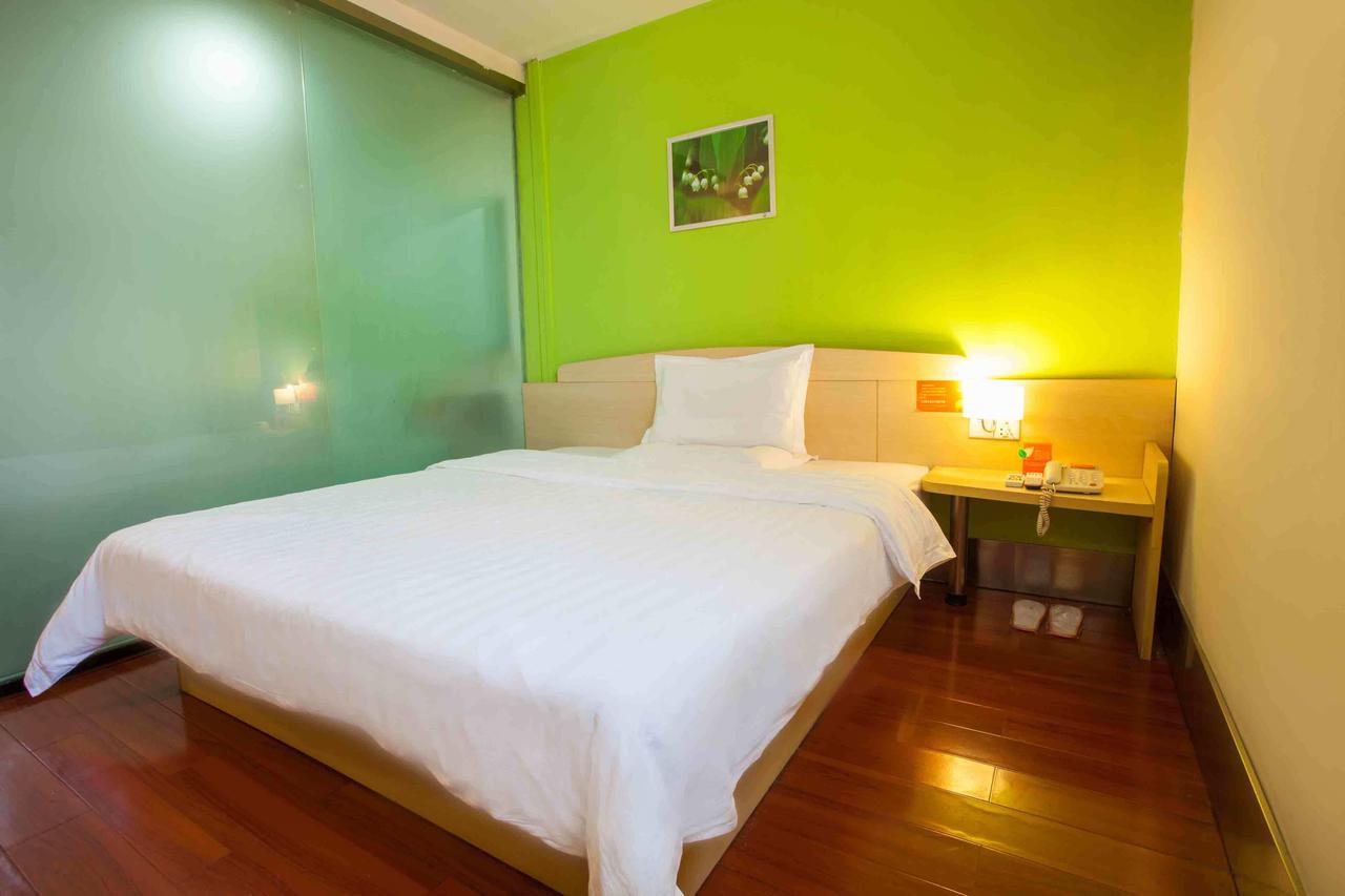 7Days Inn Zhongshan Li He Square Стая снимка