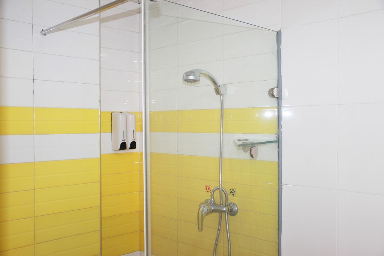 7Days Inn Zhongshan Li He Square Екстериор снимка